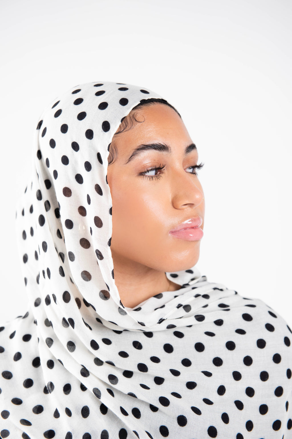 Dottie in Off white (polka dot)