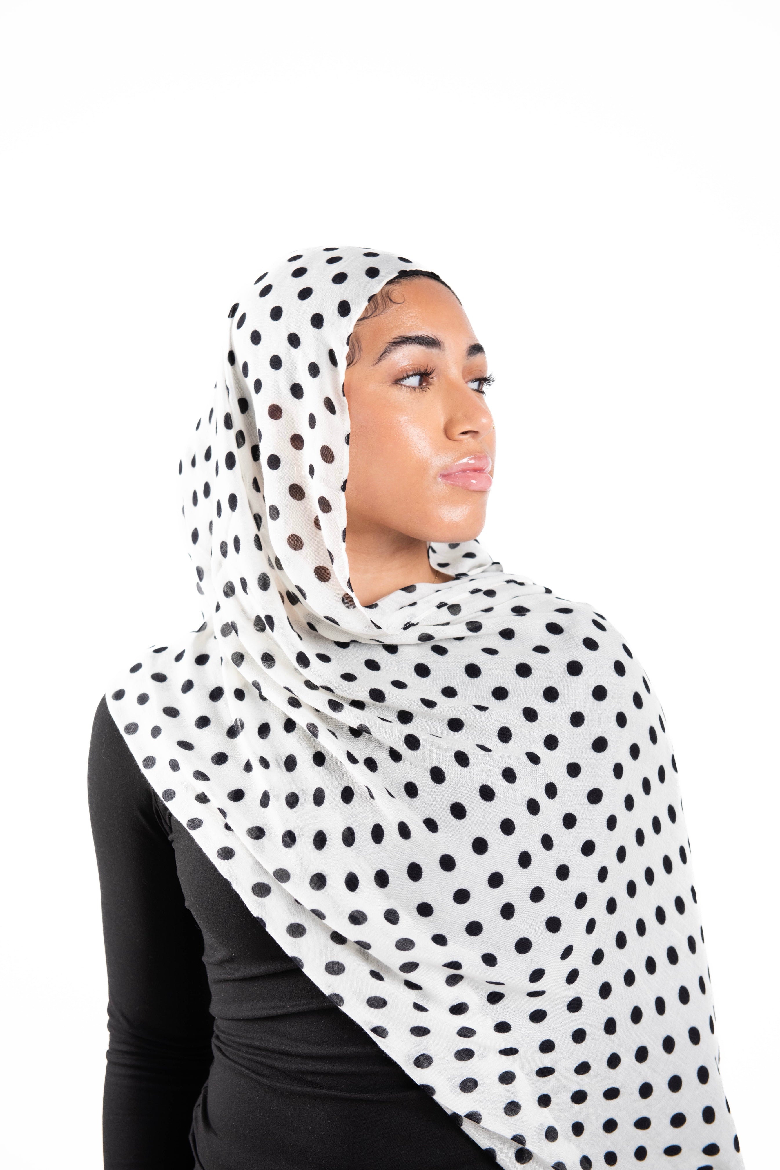Dottie in Off white (polka dot)
